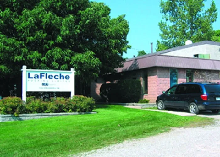 La Fleche Roofing (1992) Ltd Picture 1