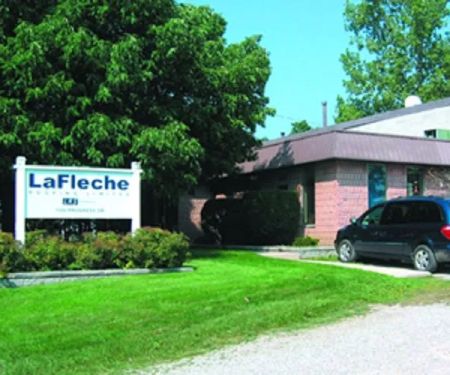 La Fleche Roofing (1992) Ltd