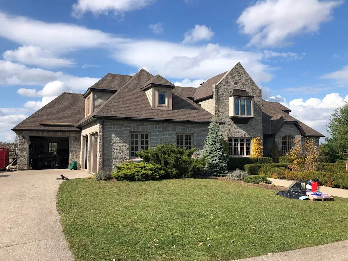 AM Group Exteriors - Muskoka Picture 8
