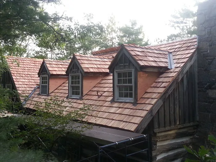 Canadian Country Roofing and Renovations Picture 4