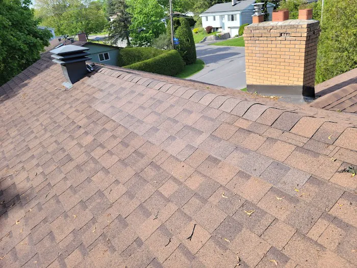 Toitures Husky Roofing Picture 3