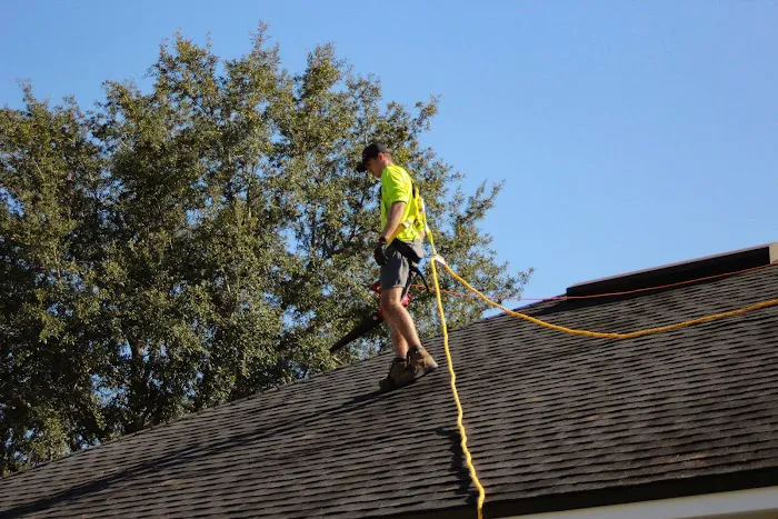 Swift Roofing Contractor Picture 1