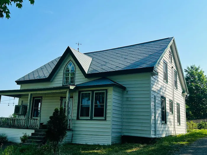D&S Roofing and Reno Ltd. Picture 1