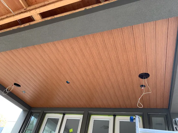 Custom Contracting Roofing & Eavestrough Repair Kitchener Picture 9