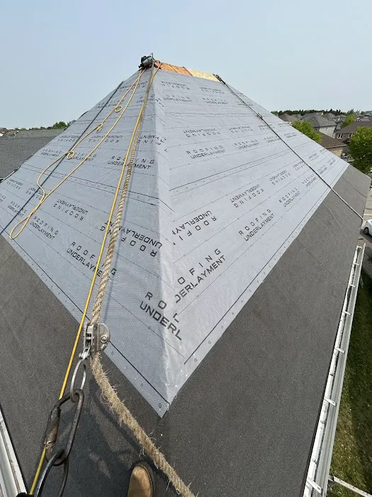 Mara Roofing and Exteriors Inc - Show Room Picture 7