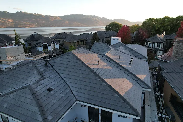 Premium Roofing Ltd. Picture 4