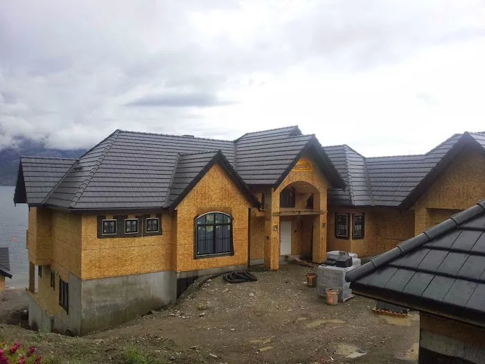 Team German Master Roofer Ltd. Picture 1