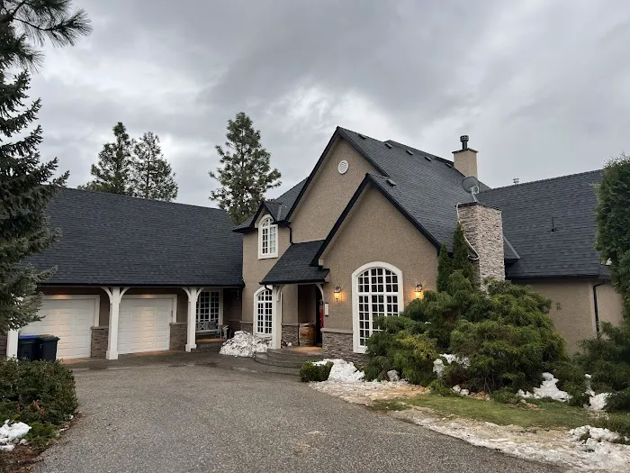 Gentlemen's roofing Picture 2