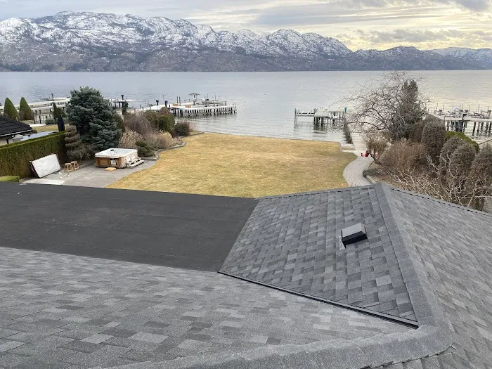 Gentlemen's roofing Picture 5