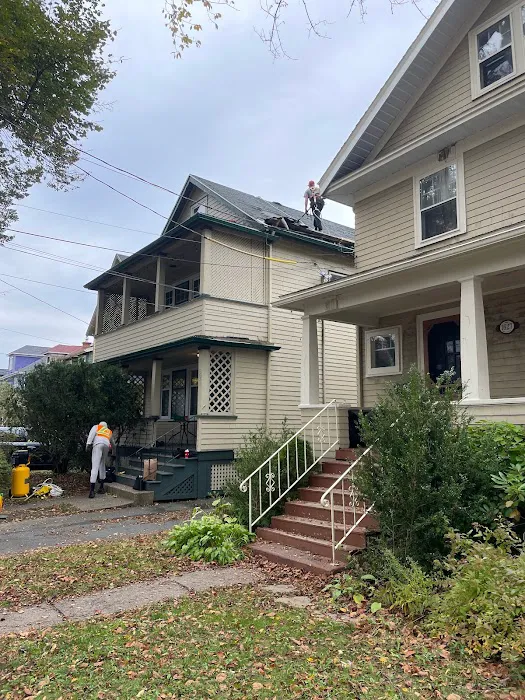 Deleon Roofing Picture 4