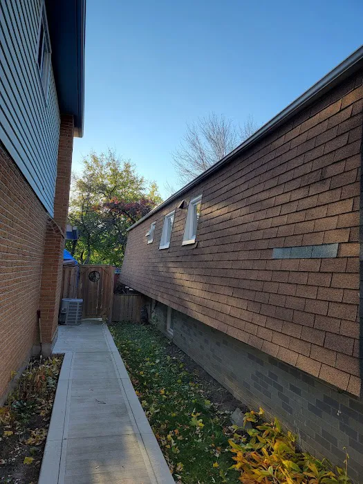 Milena's Pro Roofers Picture 10