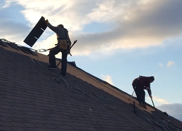 Pinnacle Roofing Picture 3