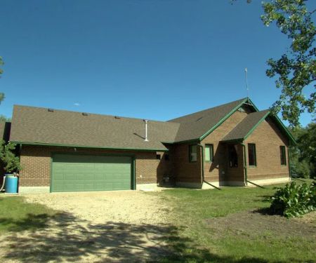 D & R Roofing Inc