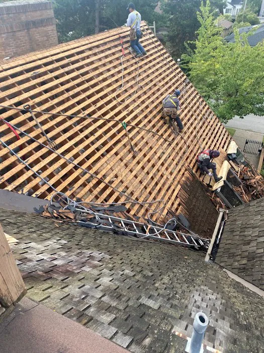 A-Top Roofing LTD. Picture 7