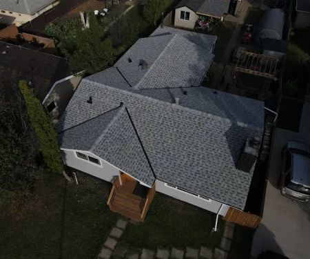 Roomi's Roofing