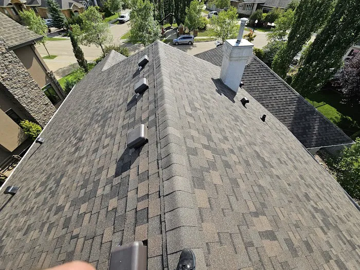 Reid's Roofing & Insulation Picture 6