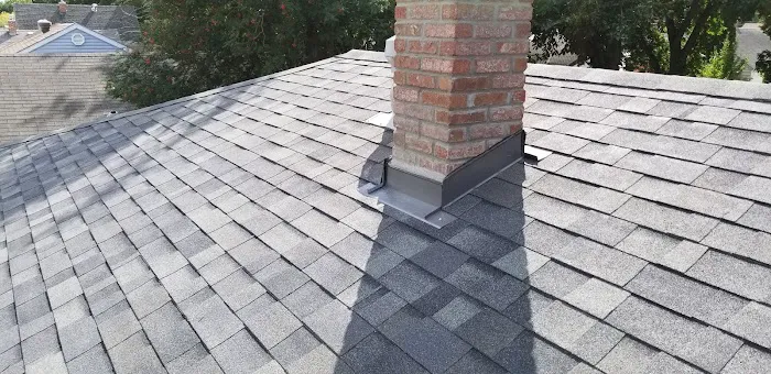 Reid's Roofing & Insulation Picture 2