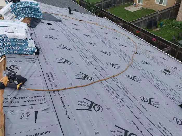 UNITED ROOFING Picture 7