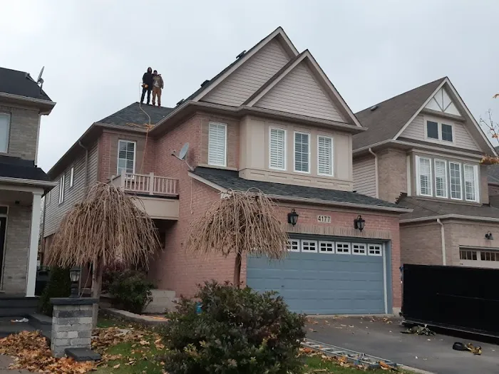 Rowe’s Roofing & General Contracting Picture 2