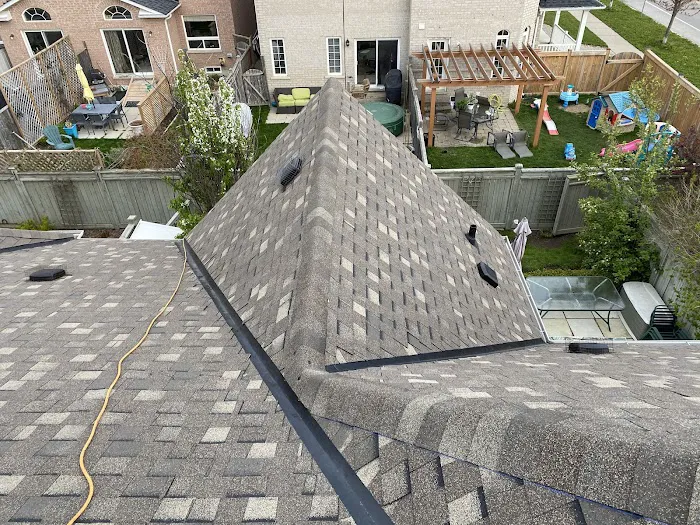 Sunlight Roofing Ltd. Picture 3