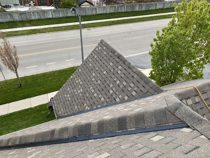 Sunlight Roofing Ltd. Picture 8