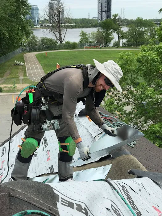 Couvreur Precision Roofing inc. Picture 7