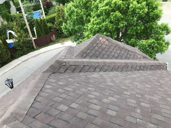 Couvreur Precision Roofing inc. Picture 8