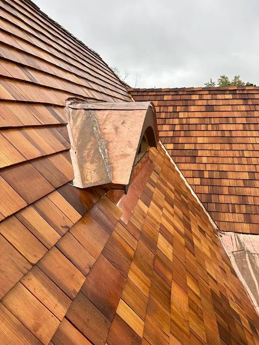 Emerald Cedar Contracting Toronto Picture 2