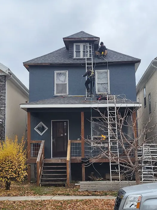 New Heights Roofing & Exteriors Picture 1