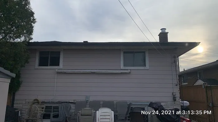 Custom Contracting Eavestrough Repair Hamilton Picture 3