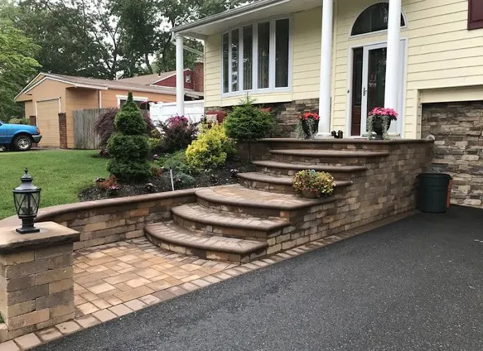 Shingle Pro Roofing & Construction Picture 4