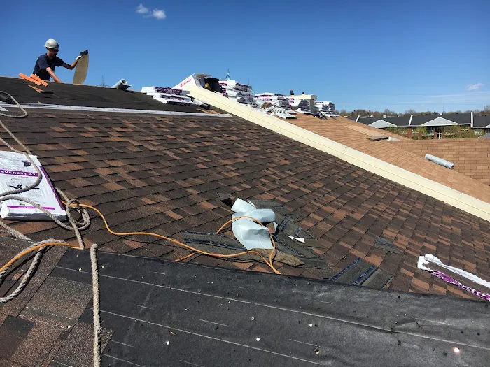 Toiture Cyclone Expert - Couvreur Lévis Picture 7