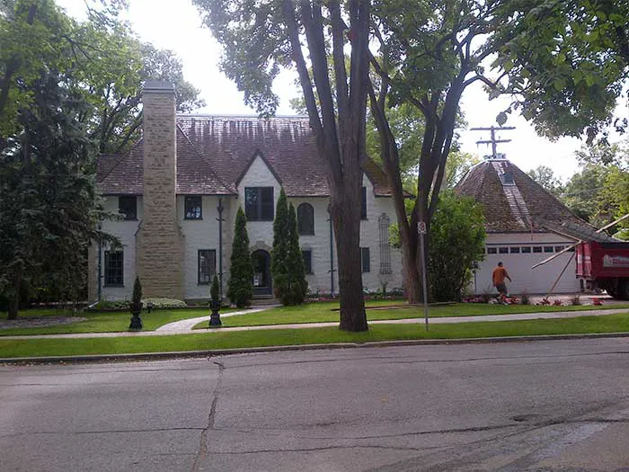All Seasons Roofing & Renovations Picture 3