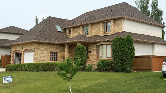 Charleswood Roofing & Exteriors Picture 9