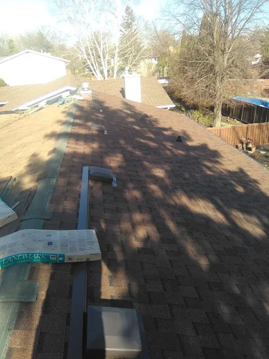 Charleswood Roofing & Exteriors Picture 6