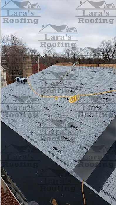 Lara's Roofing Picture 10