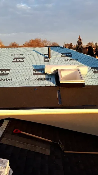 Lara's Roofing Picture 1