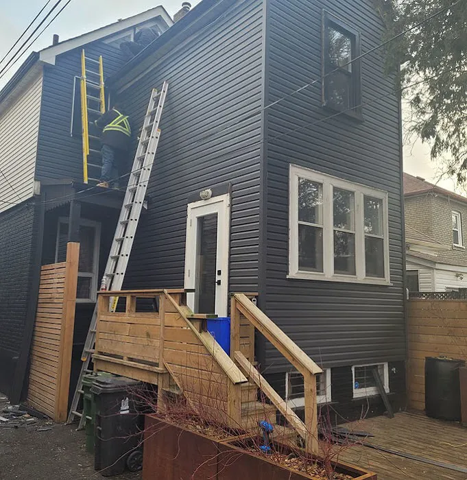 Danforth RD Roofing Installers & Contracting Ltd Picture 1