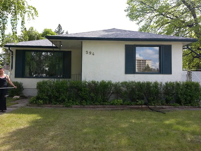 Canmak Roofing & Fencing Picture 2