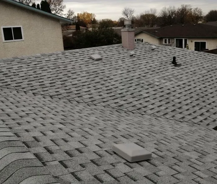 Winnipeg Roofers Inc Picture 1