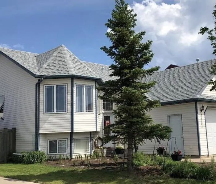 Winnipeg Roofers Inc Picture 4