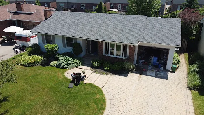 Golden Horseshoe Roofing Picture 4