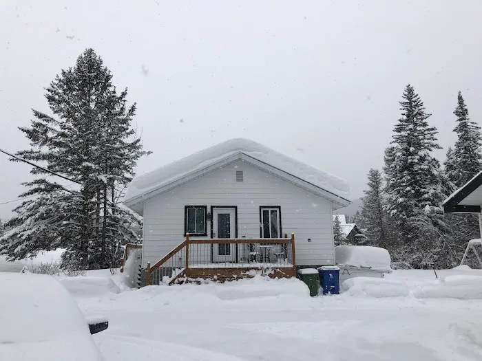 B O C Déneigement de Toitures Picture 1