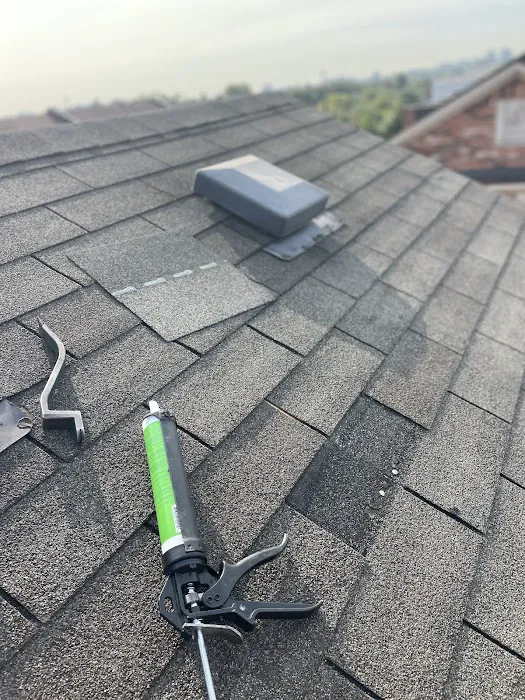 Luso Roofing & Contracting Inc. | North York Picture 2