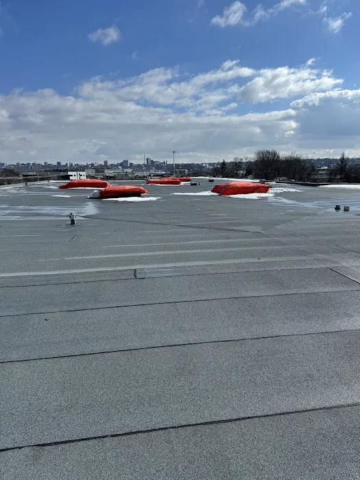 Innove Toit — Couvreur Toiture Bardeaux & Membranes | Urgence Toiture Québec & Lévis Picture 2