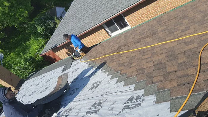 Honest Roofing INC Picture 1