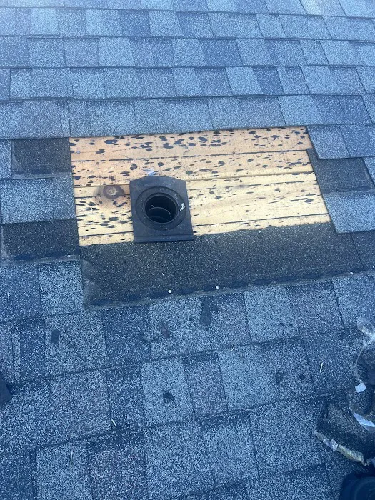 The Roof Technician Toronto - Roof Repairs - Flat Roofing - Skylights Picture 10