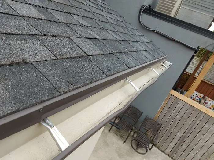 24roofer.ca Picture 1