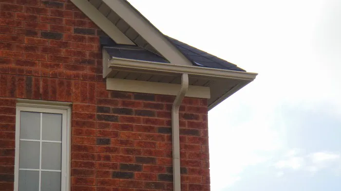Eavestrough Installation Picture 1