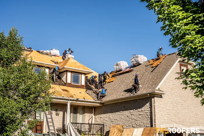 Canadian Roof Specialist Picture 10
